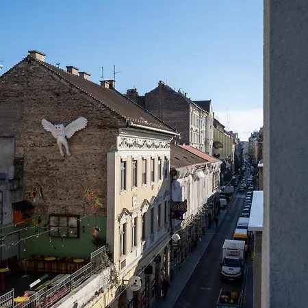 A50-balcony-designer No4 Apartmán *